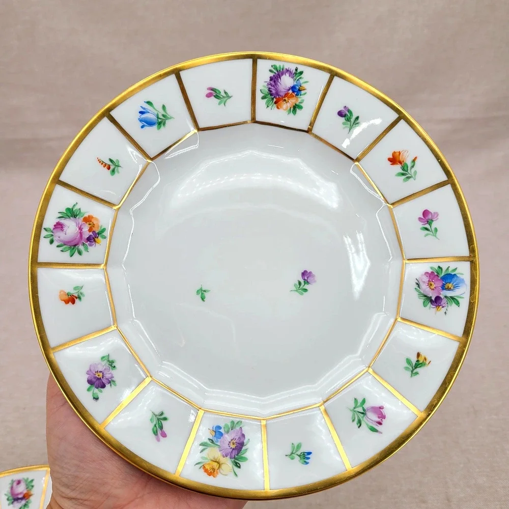 4 settings - Royal Copenhagen 'Henriette' 7.625 Inch SALAD PLATES #444-8514